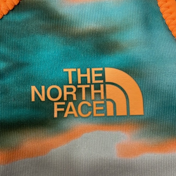 The North Face Reversible Stow-N-Go Jog Bra Size Small - Picture 4 of 5